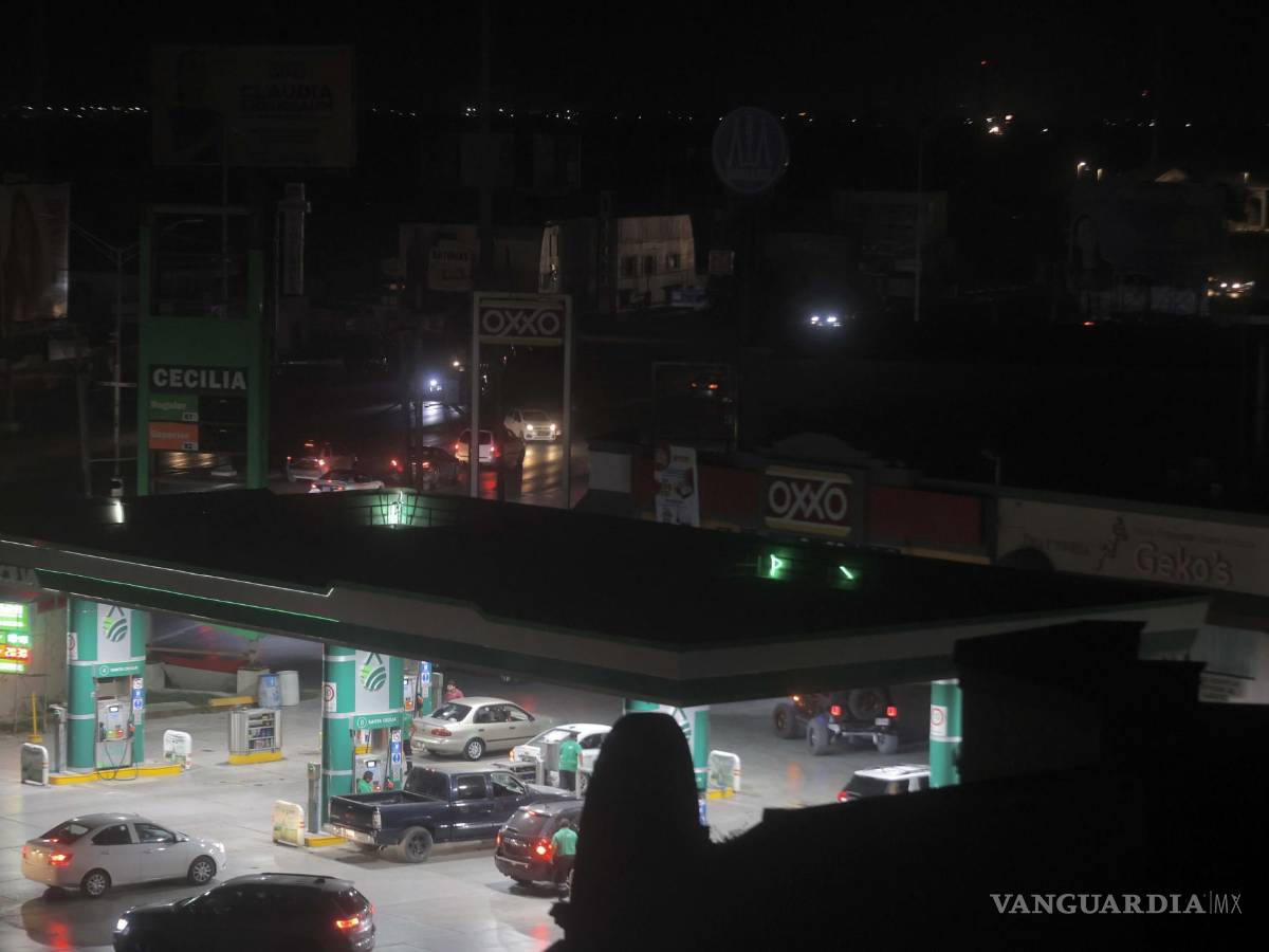 $!El Sistema Interconectado Nacional de electricidad entró en emergencia por segunda ocasión provocando apagones en diversas localidades de México.