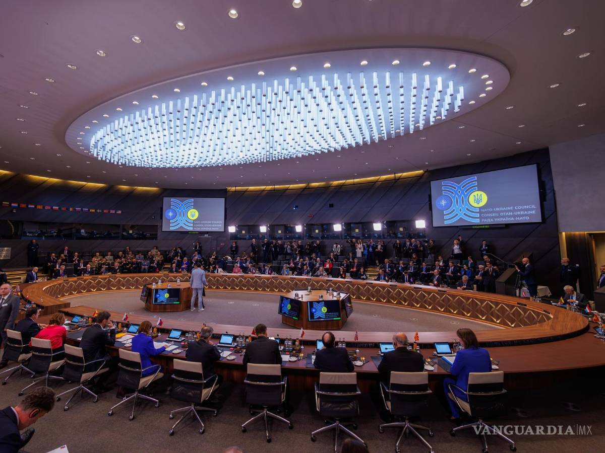 $!Una visión general del Consejo de Ucrania de la OTAN de la reunión de Ministros de Asuntos Exteriores de la OTAN en Bruselas, Bélgica