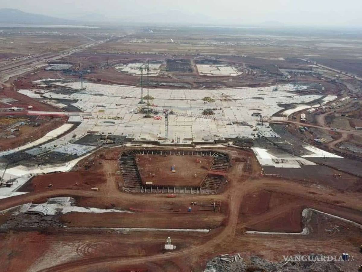 $!Inversiones del NAIM están garantizadas, asegura AMLO