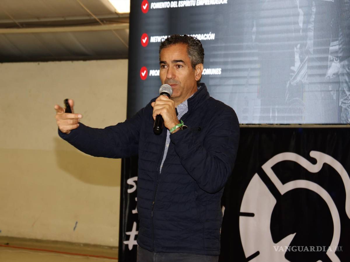 $!Las ventajas de Gravity Race Car fueron destacadas por Rafael Peña, también en el evento de Canacintra.