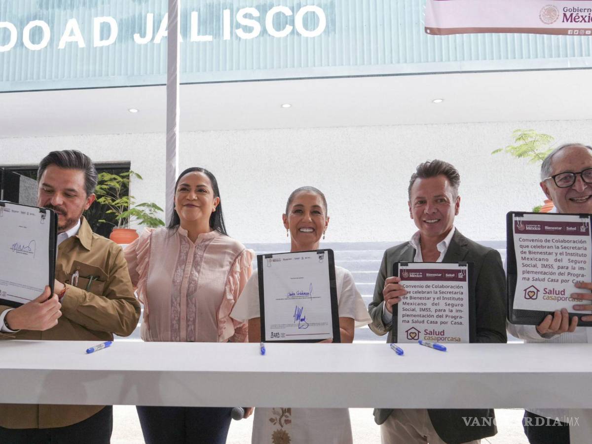 $!Zoé Robledo, director del IMSS; Ariadna Montiel, secretaria de Bienestar; Claudia Sheinbaum, Presidenta de México; Pablo Lemus, gobernador de Jalisco, y David Kershenobich Stalnikowitz, secretario de Salud de México, durante la firma de convenio de colaboración que celebran la Secretaría de Bienestar y el IMSS para la implementación del programa de salud “Casa por Casa” | Foto: Cuartoscuro