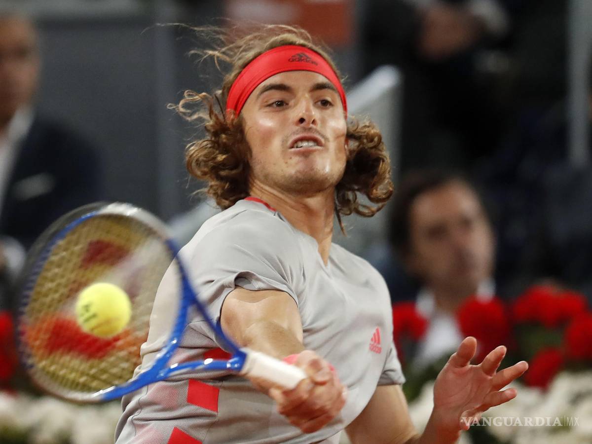 $!Stefanos Tsitsipas le dice adiós a Rafael Nadal del Mutua Madrid Open