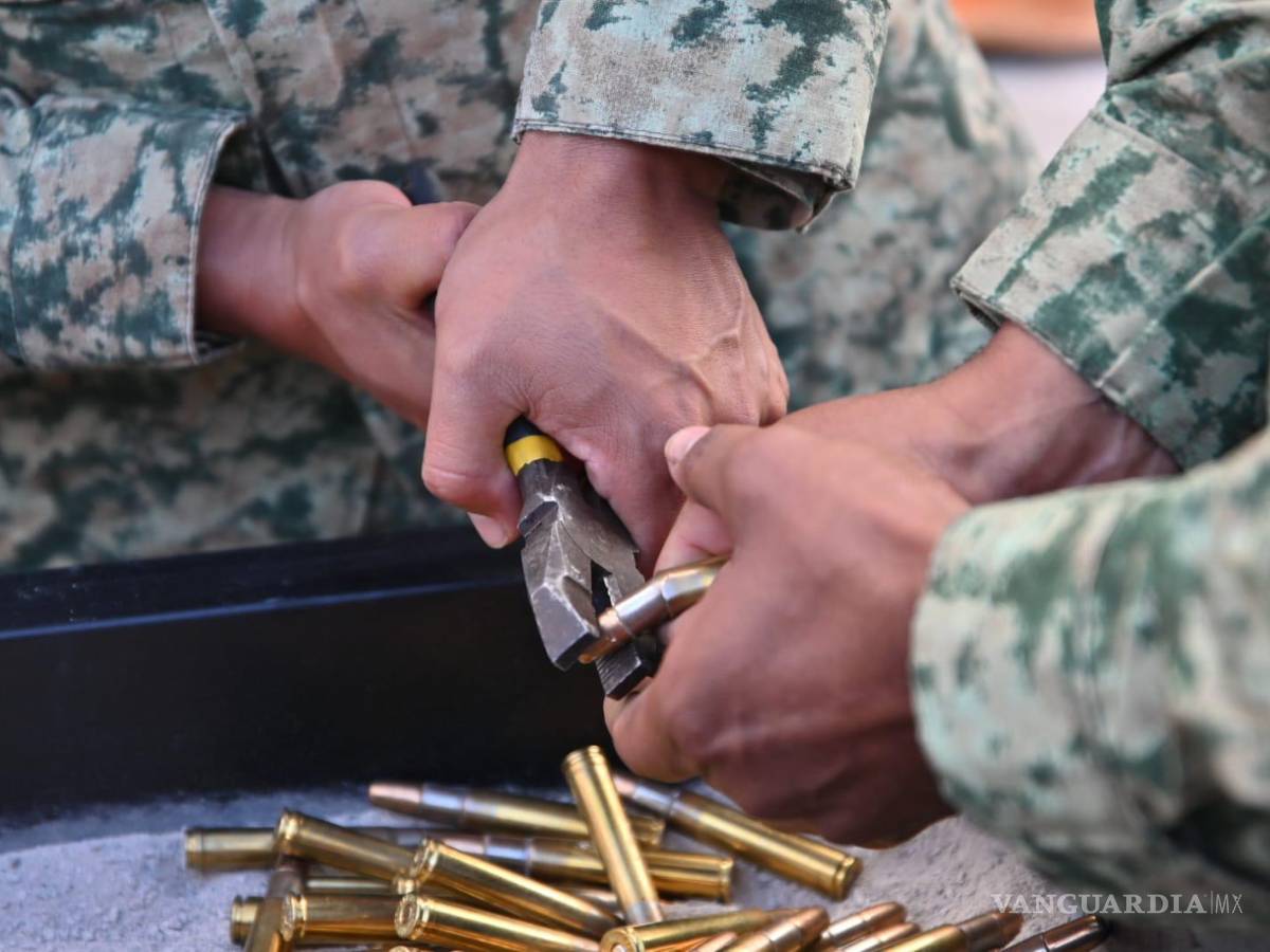 $!Las balas son destruidas por elementos del Ejército Mexicano.