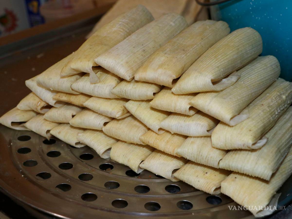 $!Se agotan los tamales en negocios de Saltillo