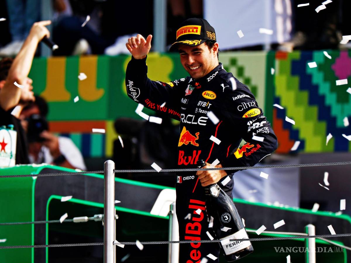 $!Max Verstappen se lleva el gran premio de México; ‘Checo’ Pérez sube al podio como tercero