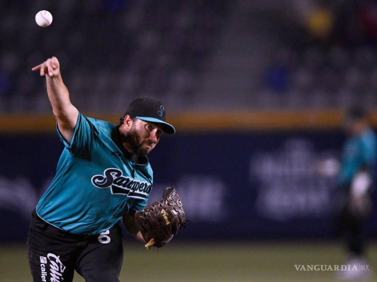$!La Nave Verde intentó acelerar a fondo para recuperarse pero no lo pudieron conseguir ante el buen trabajo de los Sultanes de Monterrey.