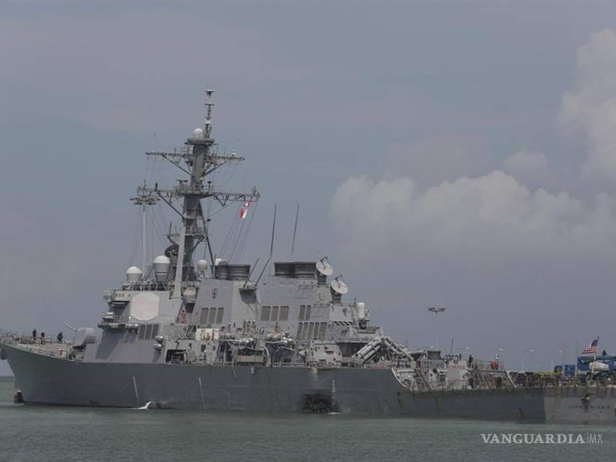 $!Colisión del USS McCain en aguas de Singapur deja 5 Heridos y 10 desaparecidos