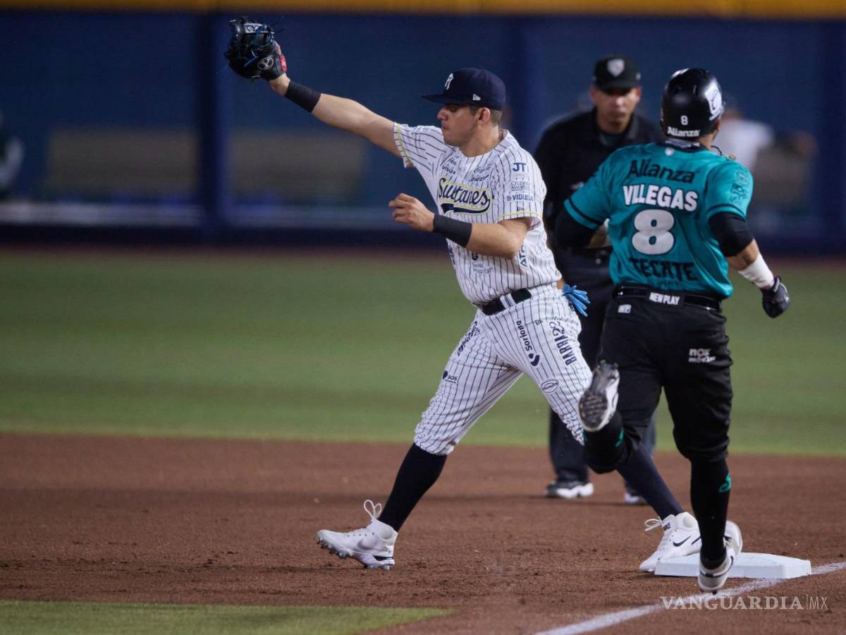 $!La Nave Verde intentó acelerar a fondo para recuperarse pero no lo pudieron conseguir ante el buen trabajo de los Sultanes de Monterrey.