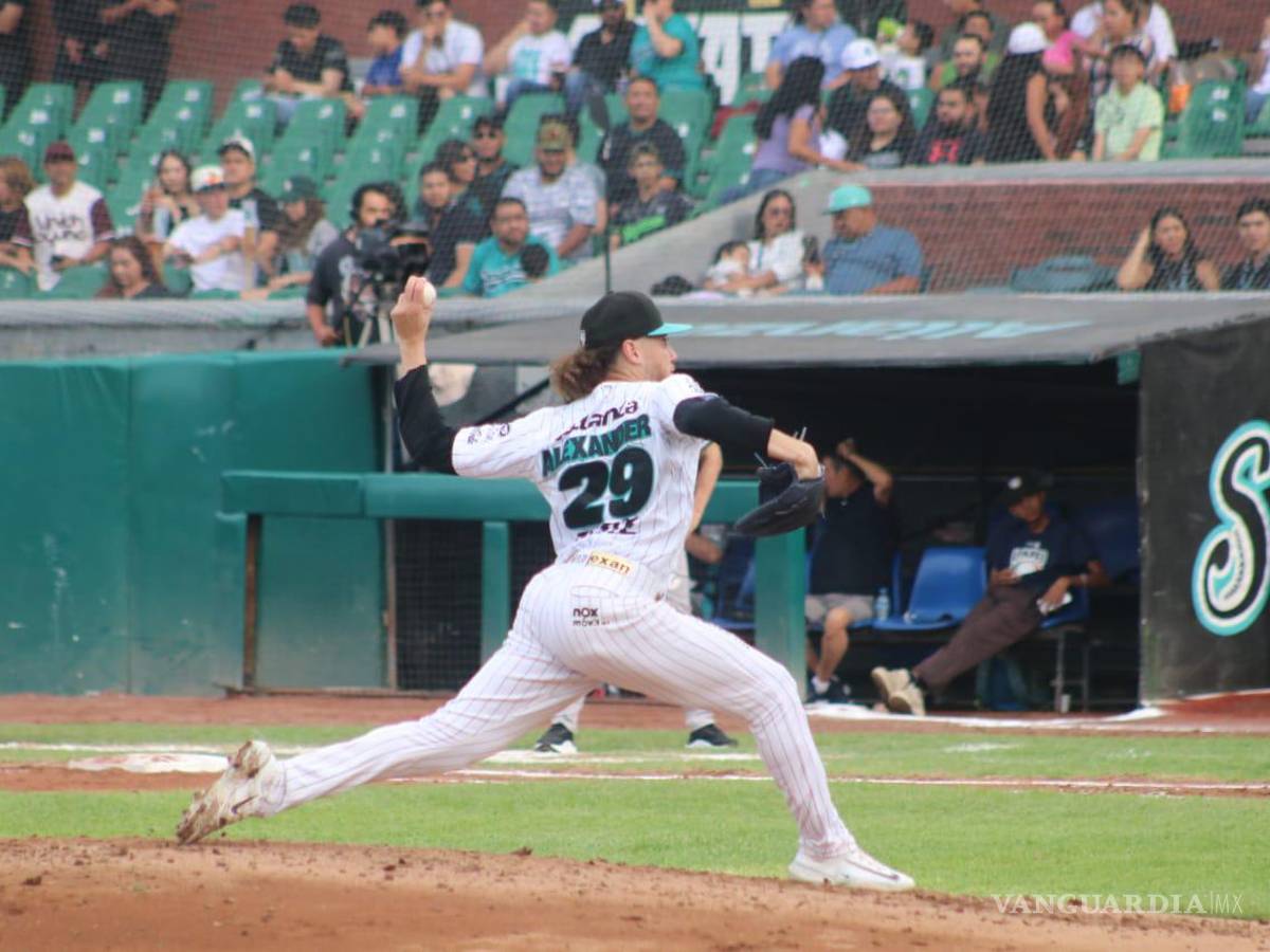 $!Los Saraperos de Saltillo no pudieron regresar nunca en el primer partido de la doble cartelera de este sábado en el Madero ante los Algodoneros de Unión Laguna.