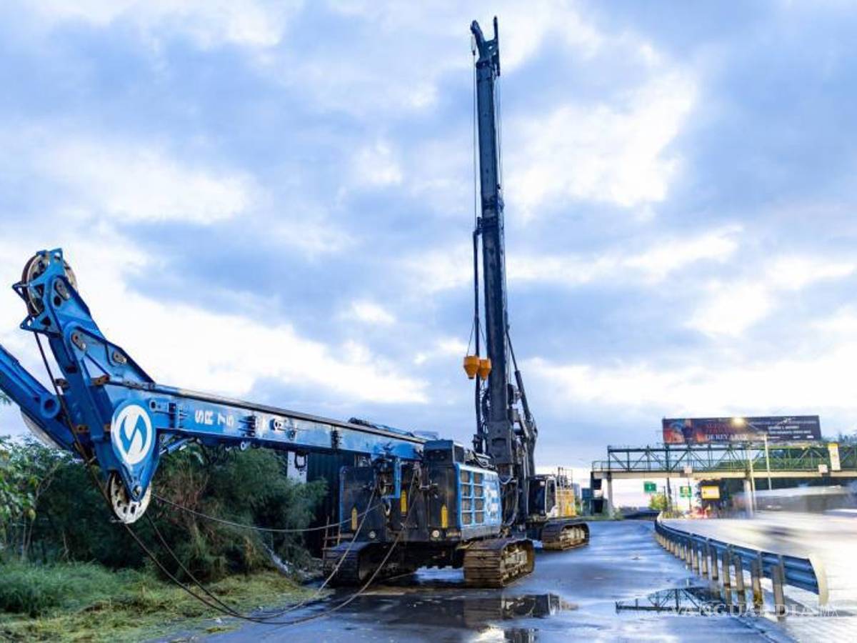 $!En el lugar ya se pueden ver las máquinas que estarán trabajando en el proyecto del Viaducto Elevado