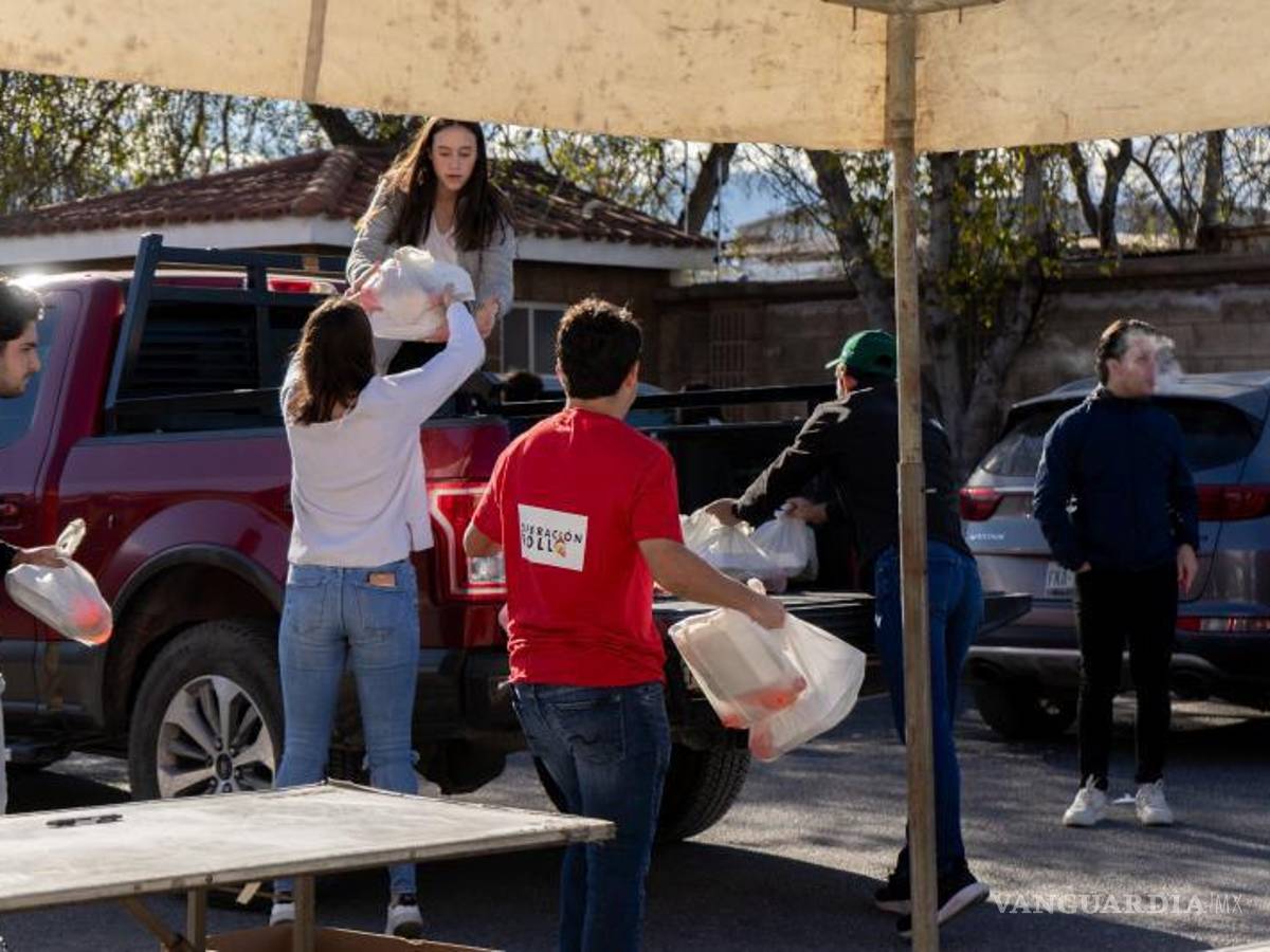 $!Integrantes del comité organizador coordinan logística y distribución de cenas.