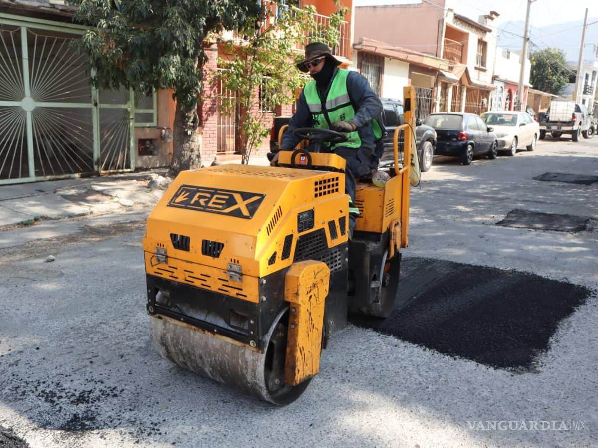 $!El programa ‘Aquí Andamos’ atiende reportes recibidos mediante el Chat Bot ‘Saltillo Fácil’.