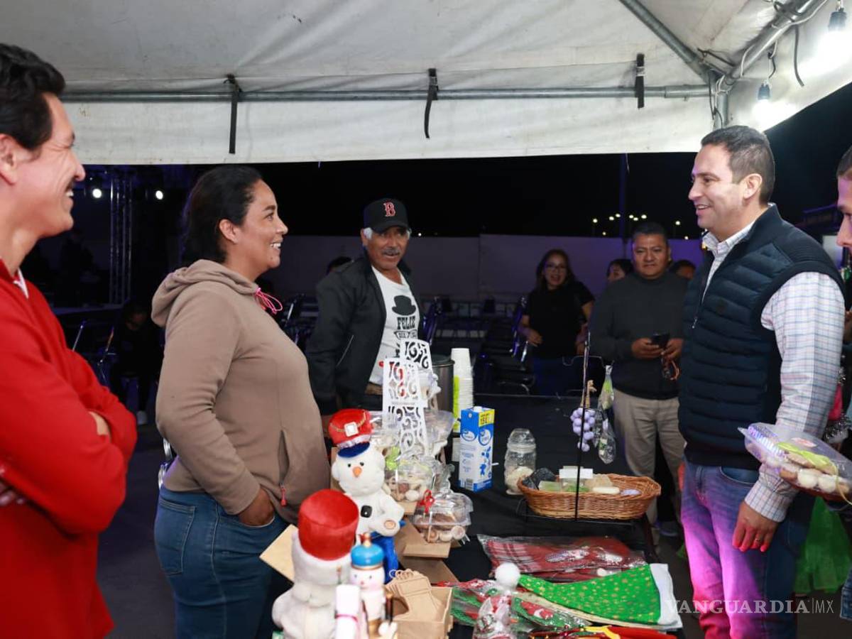 $!Familias completas acudieron a Navidalia 2025 para apoyar el consumo local y disfrutar de las actividades culturales y gastronómicas.