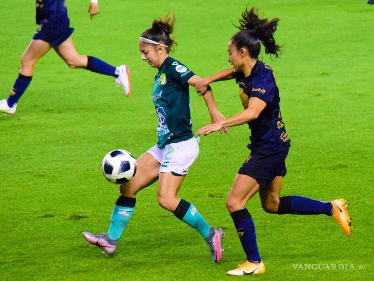 $!Partido de la jornada 9 del torneo Grita México Apertura 2021 de la Liga BBVA MX Femenil, entre las Esmeraldas de León y Pumas de la UNAM. Cuartoscuro/Imago 7