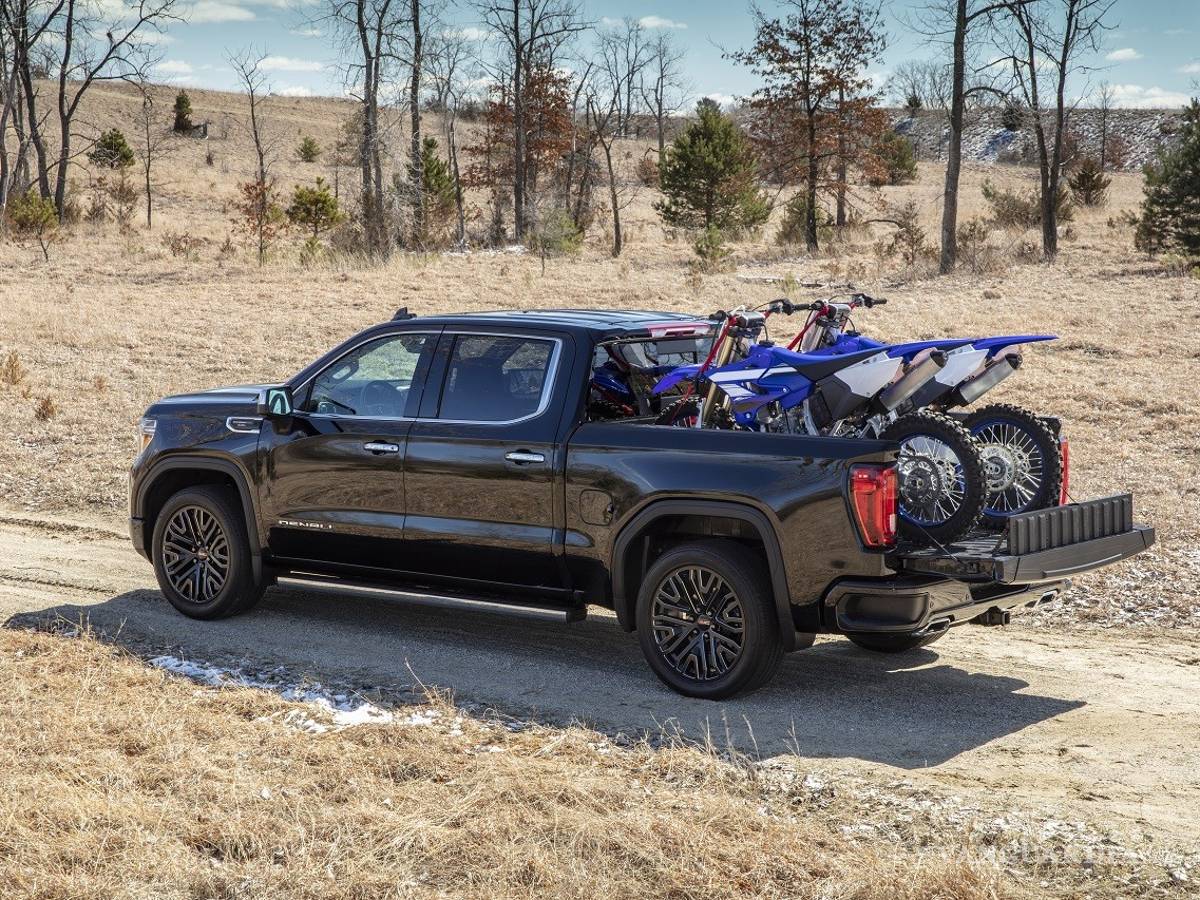 $!GMC CarbonPro, versiones especiales para pickups premium