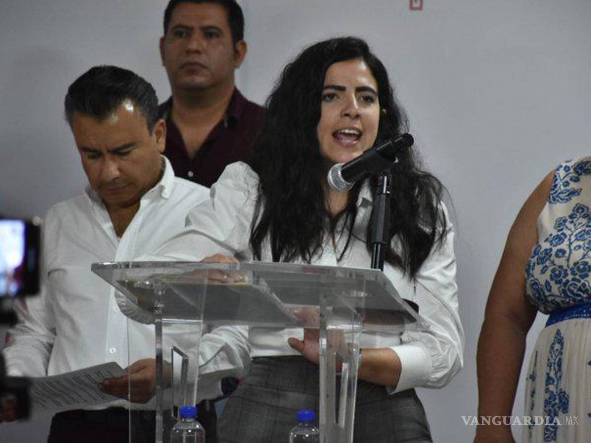 $!La dirigente estatal morenista dijo que no es la primera vez se detiene de manera “arbitraria” a ciudadanos en el marco del operativo