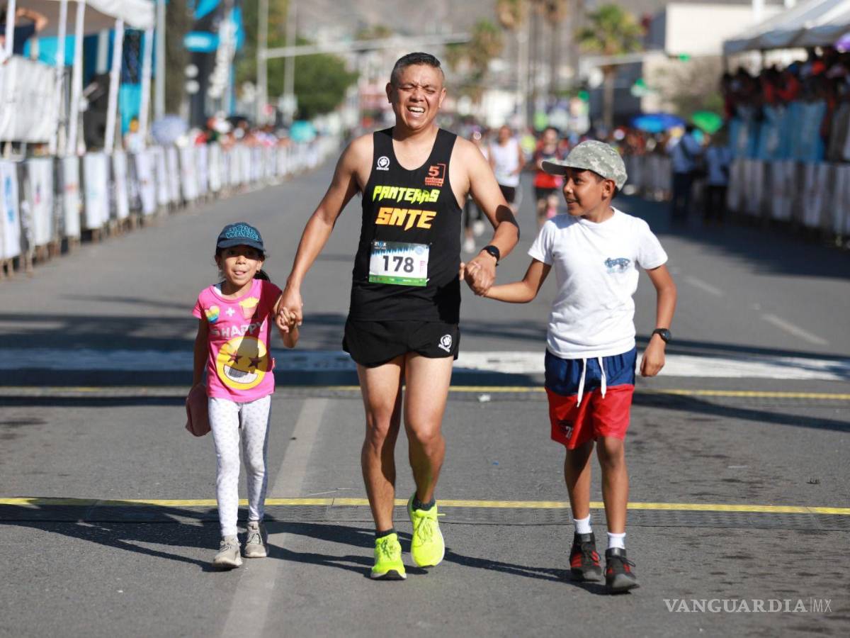 $!La Gran carrera de México se convirtió en una fiesta familiar.
