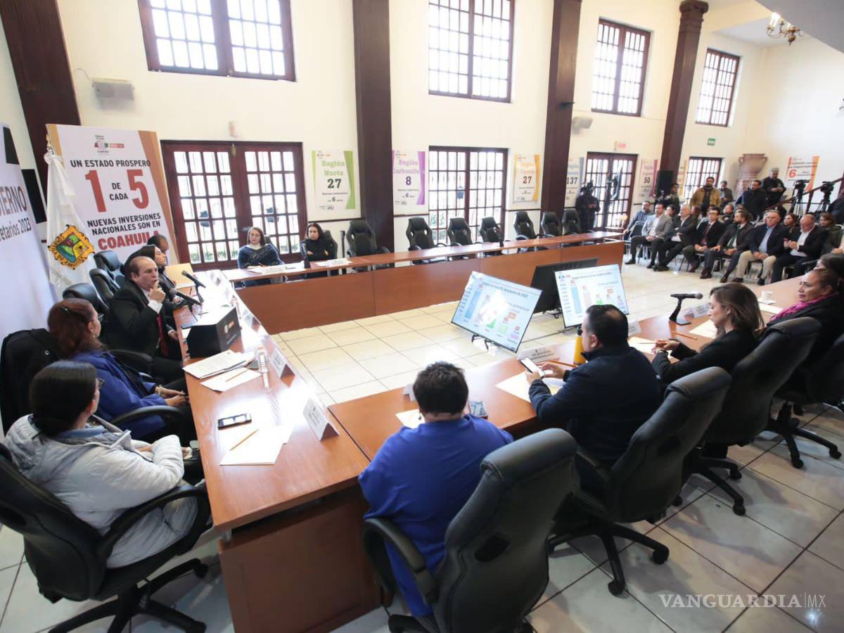 $!Ante los diputados, Claudio Bres habló de los avances económicos de la administración de Miguel Riquelme.