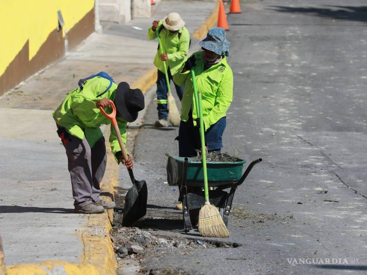 $!Con “Colonias al 100”, el Gobierno de Saltillo atendió el Barrio Mágico de Ojo de Agua.