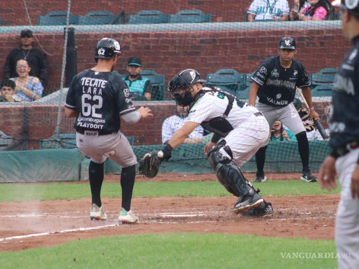 $!Los Saraperos de Saltillo no pudieron regresar nunca en el primer partido de la doble cartelera de este sábado en el Madero ante los Algodoneros de Unión Laguna.