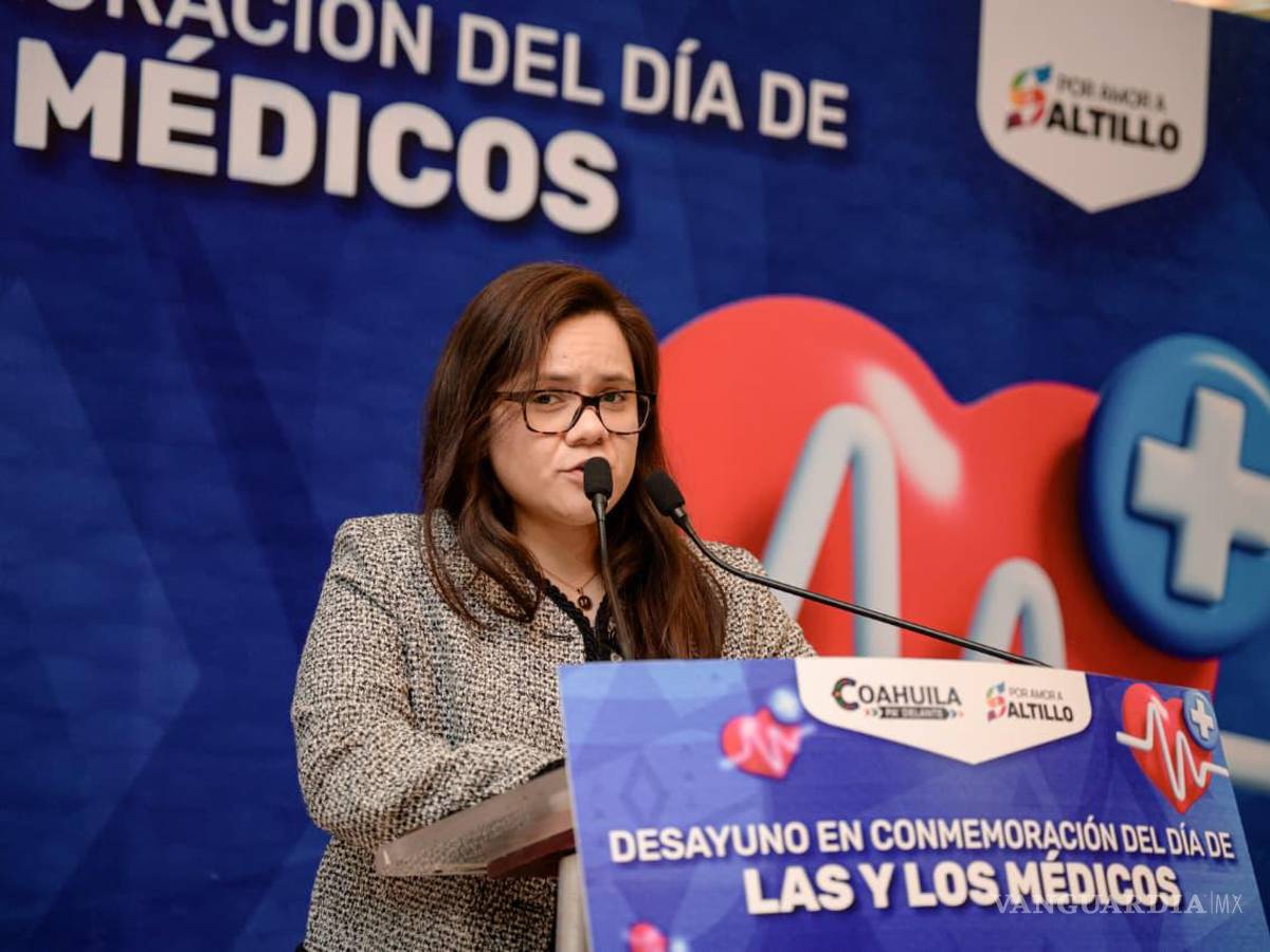$!Melissa García Gómez, coordinadora general de médicos de los consultorios municipales, agradeció el respaldo de las autoridades y reiteró el compromiso del personal médico con la atención de pacientes y familias.