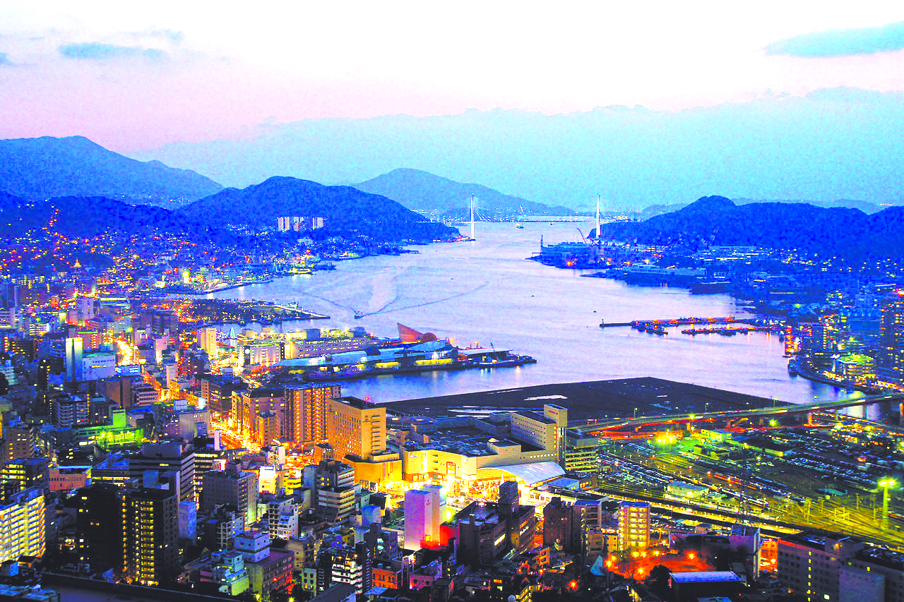 $!Tres visiones nucleares