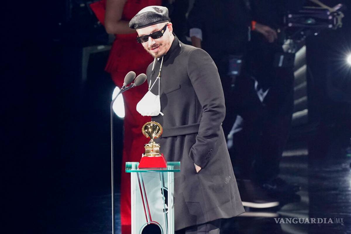 Celebran los Latin Grammy desde lejos, pero unidos