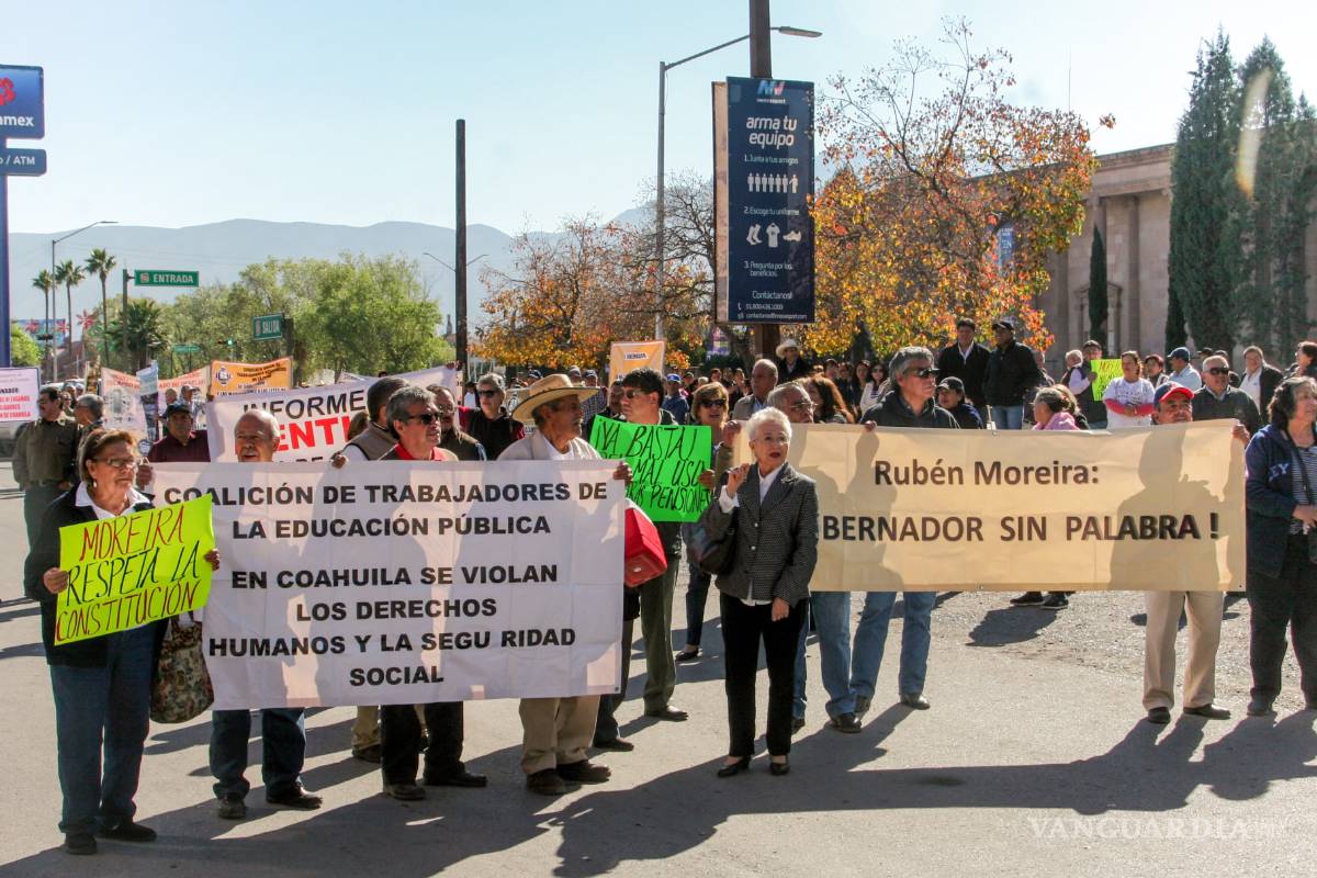 ‘Coahuila le ha quedado a deber a los maestros con sus pensiones’