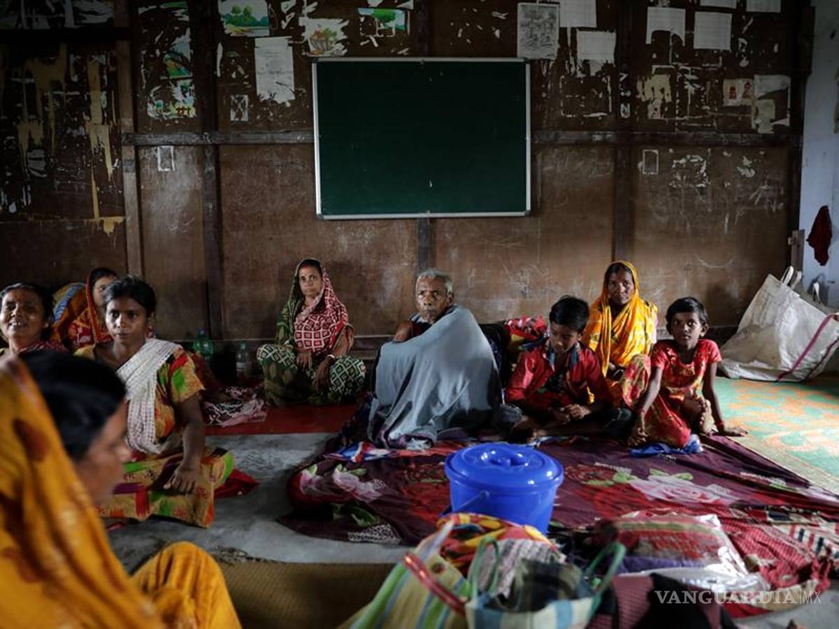 $!Super ciclón Amphan arrasa y destroza todo lo que se interpone en su paso por la India y Bangladesh (fotos)