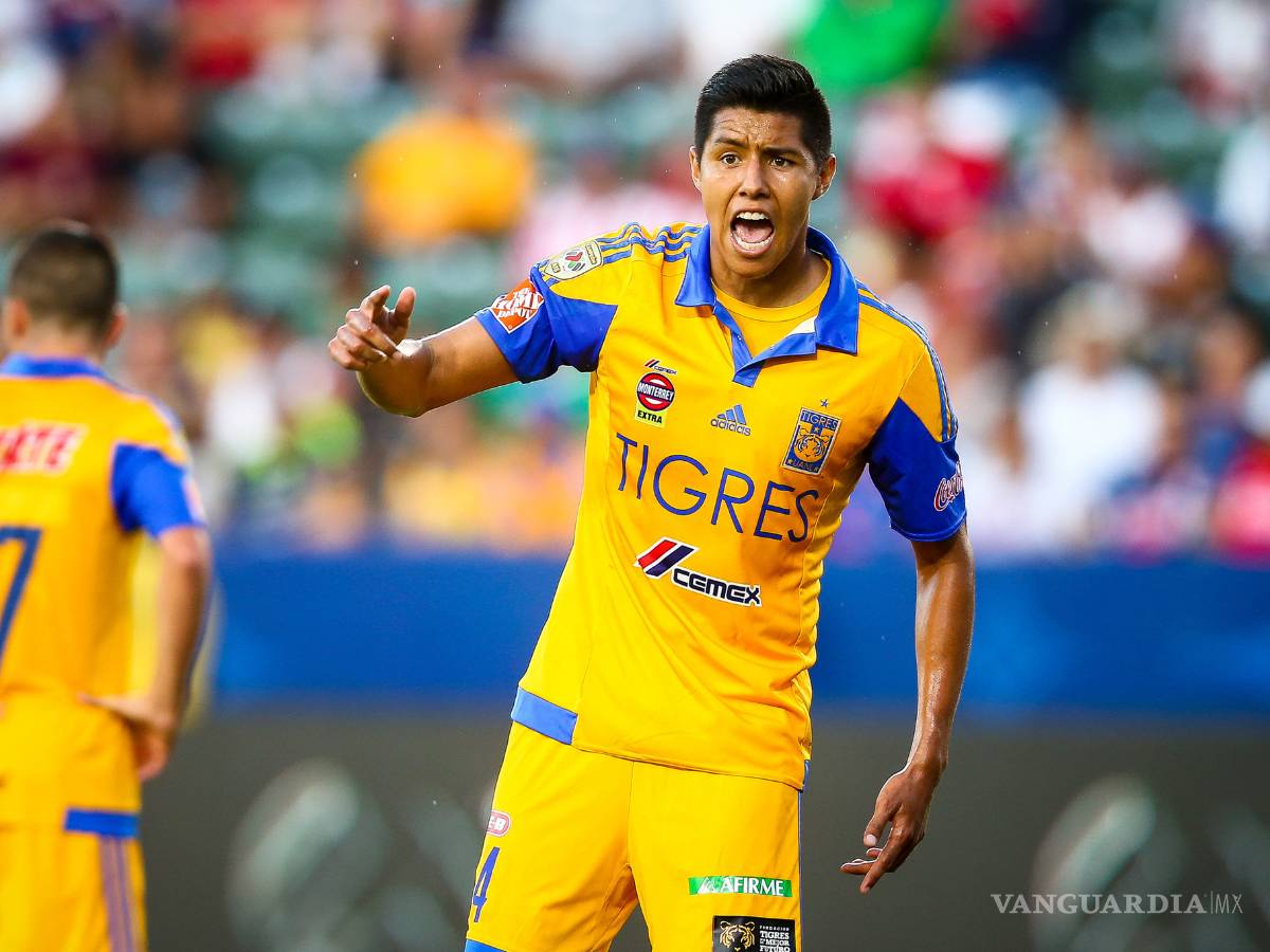 $!Ayala y Hernández, de 'bomberazos' al Tri