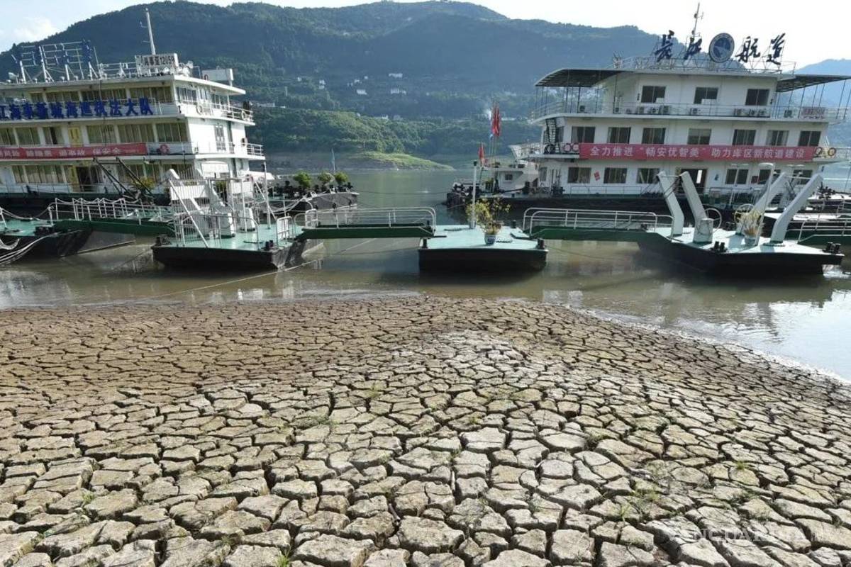 China en alerta por sequía sin precedentes; sin agua, parte del mayor río del país