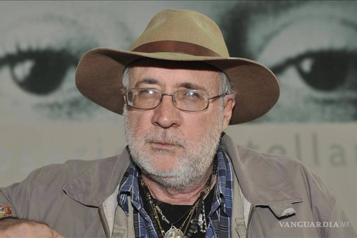 Javier Sicilia demanda a PGR investigar casos de desaparecidos y fosas en Morelos