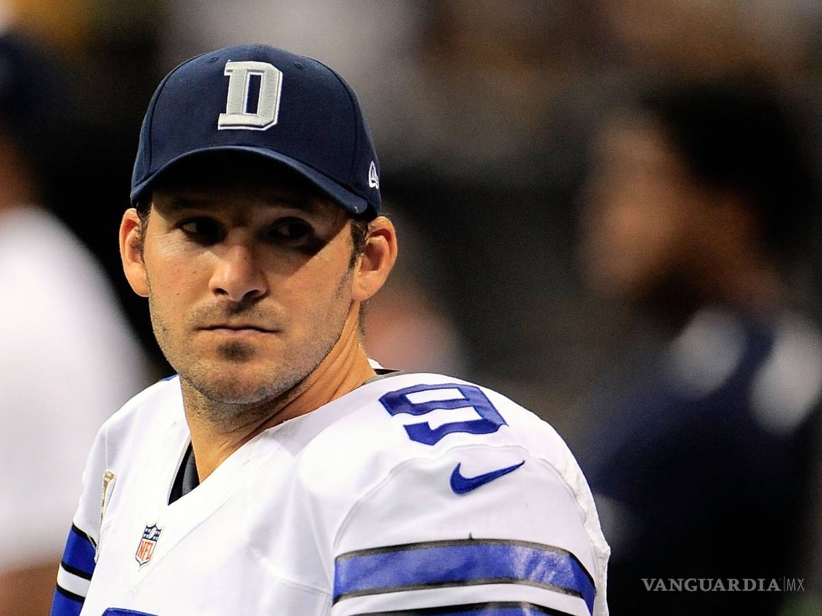 $!Tony Romo se despide de los Cowboys