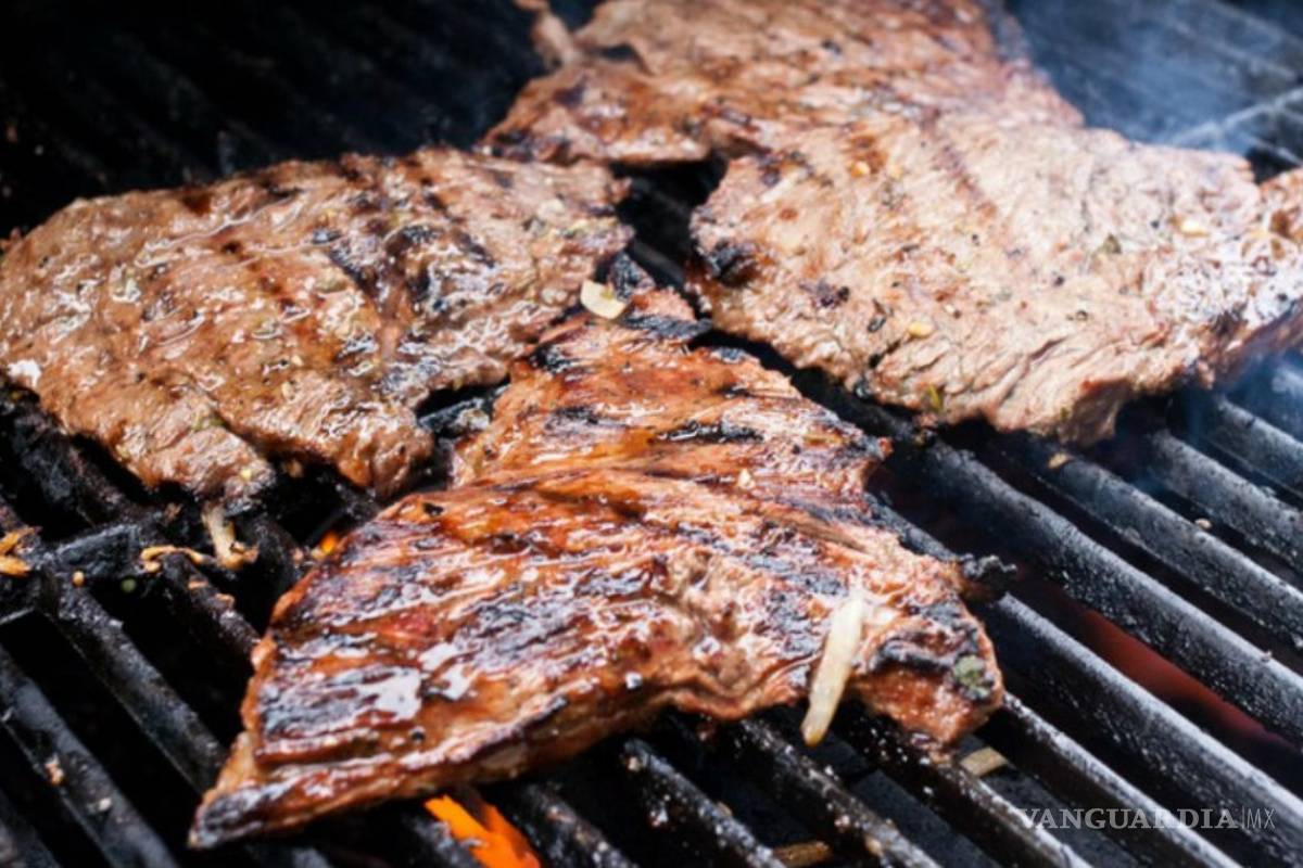 'El Bronco' impulsa impuesto... a la carne asada al carbón