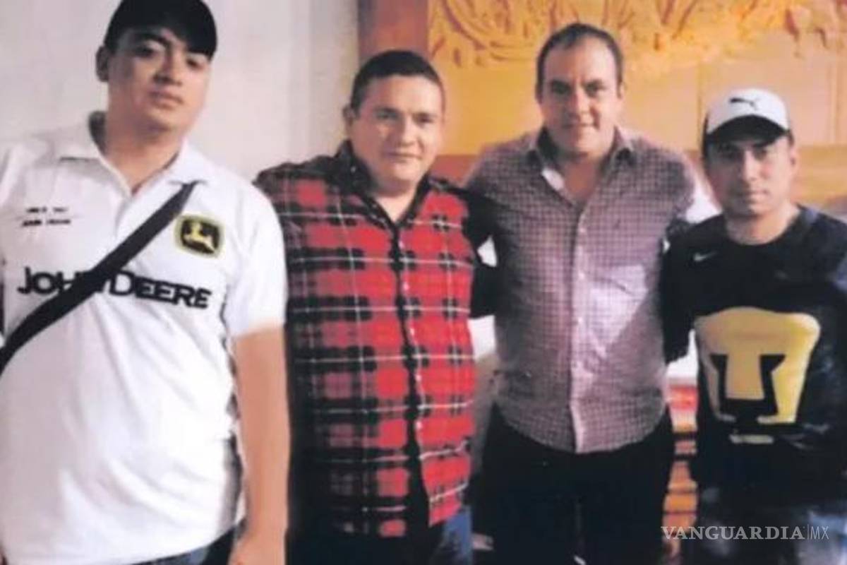 Foto de Cuauhtémoc Blanco con supuestos narcos fue tomada en parroquia morelense