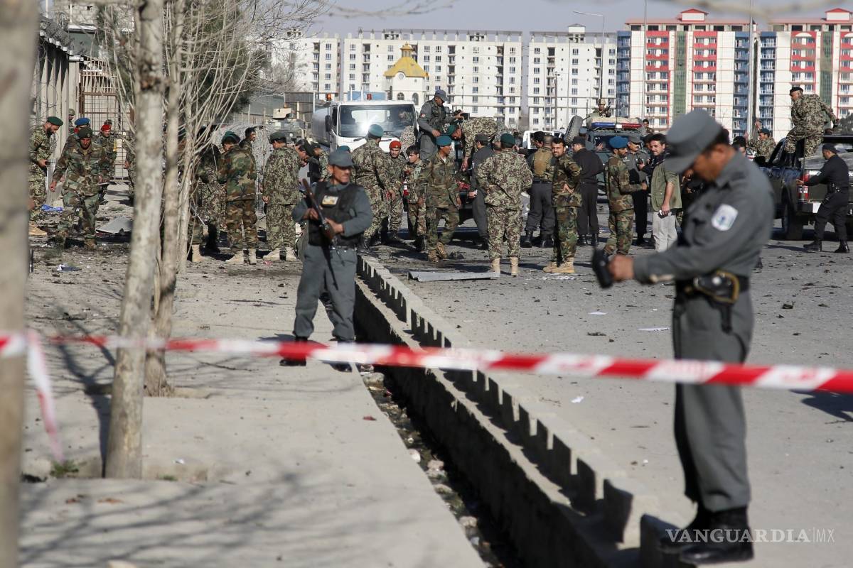 Al menos 16 muertos y 31 heridos en ataque suicida de talibanes en Kabul