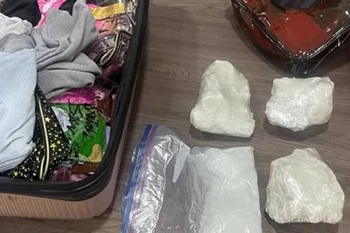 Mexicana es detenida en aeropuerto de Paraguay, llevaba tres kilos de metanfetamina en su equipaje