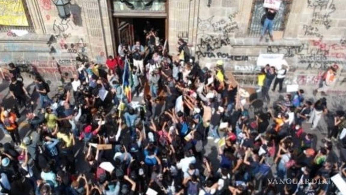 $!Arden protestas en Jalisco por asesinato de Giovanni