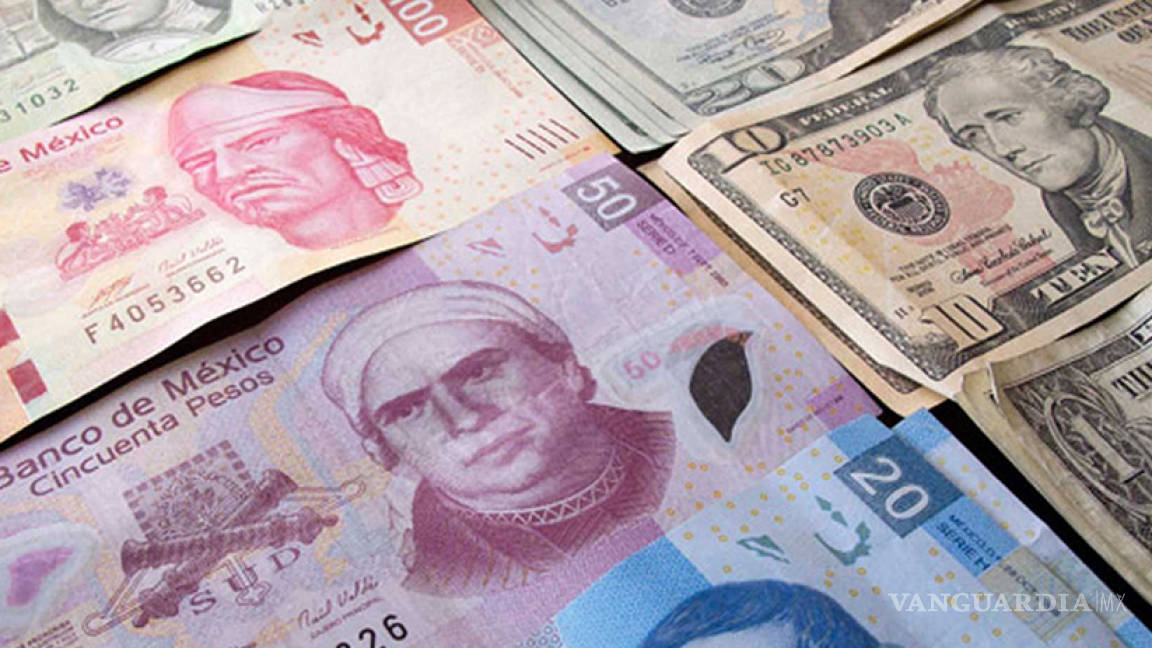Peso retrocede tras polémica reforma a Ley de Banxico; el dólar cotiza en 19.93 unidades