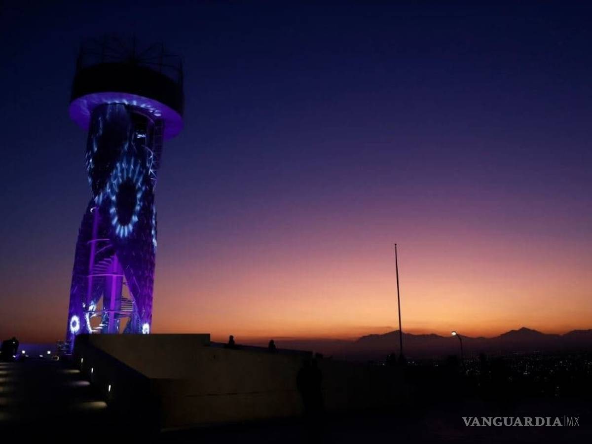 $!Con Armando Manzanero y pirotecnia por toda la ciudad, celebra Saltillo su 443 aniversario