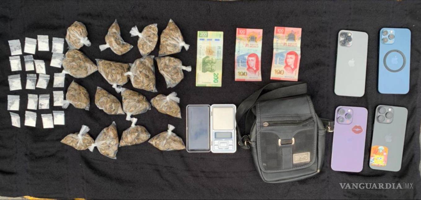 Detienen a dos mujeres en Monterrey en posesión de diversas dosis de sustancias ilegales