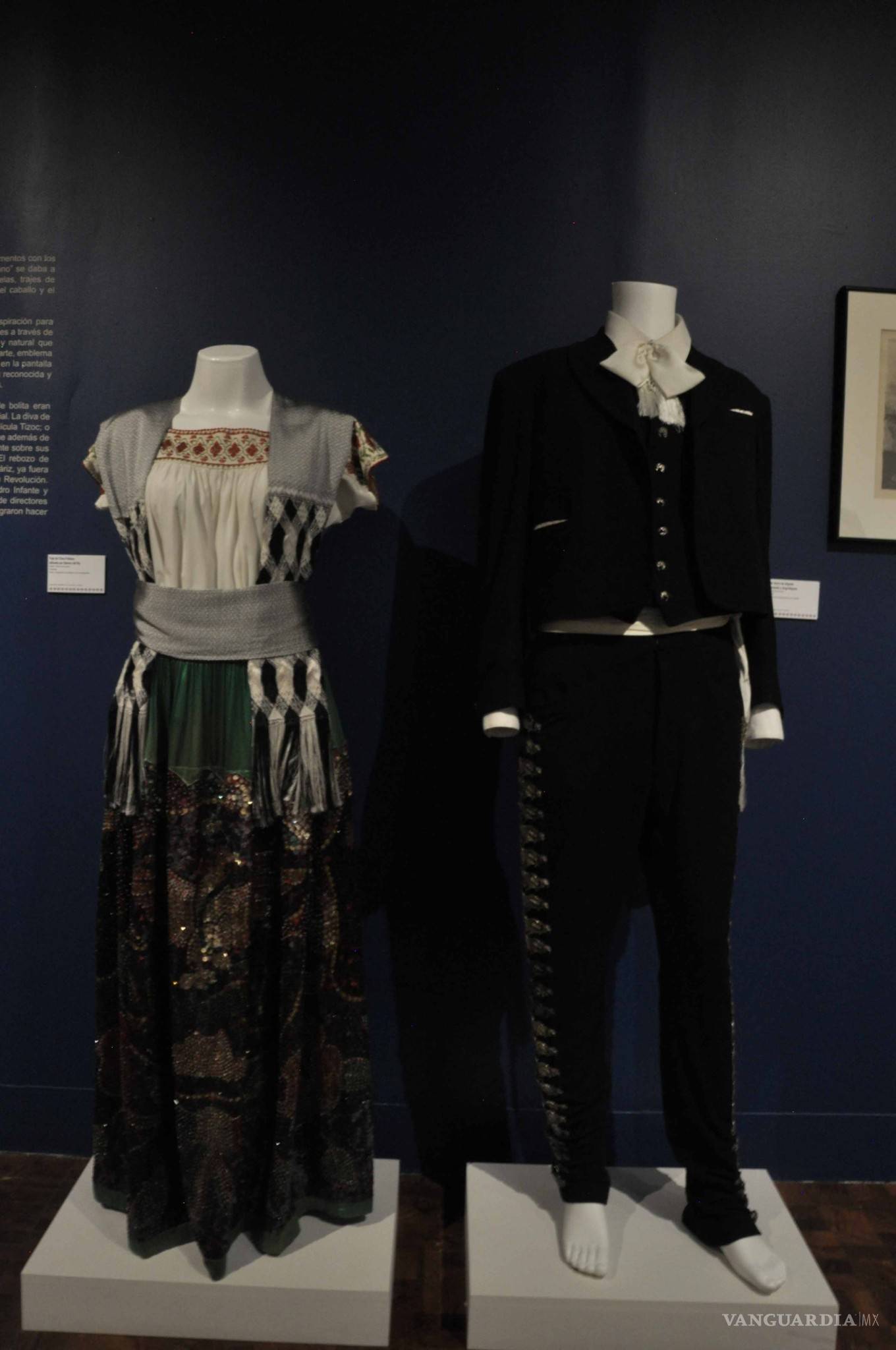 $!'México Textil', una exposición que entre hilos y tejidos recorre la indumentaria nacional