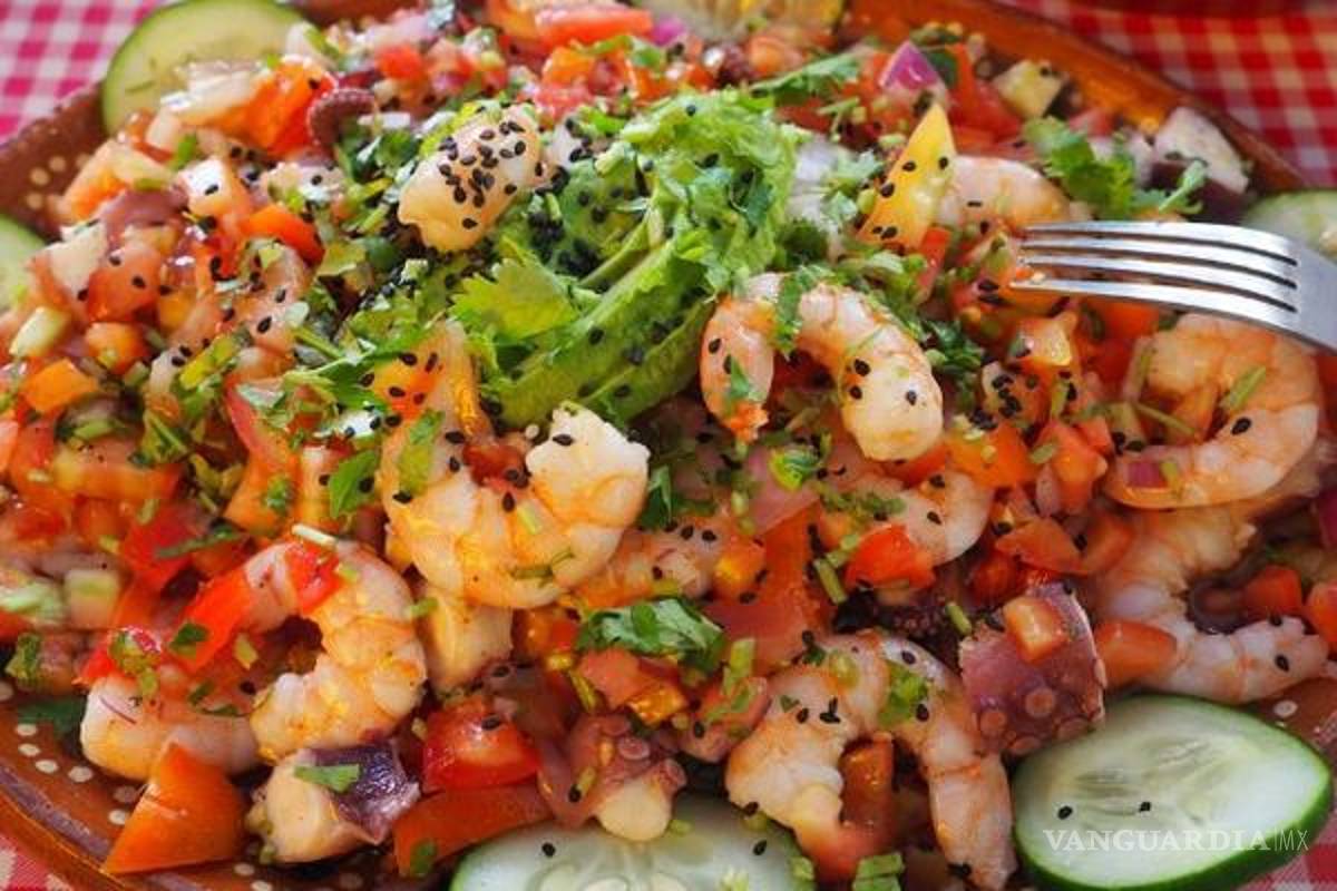 $!Imagen ilustrativa de ensalada de ceviche con camarones.