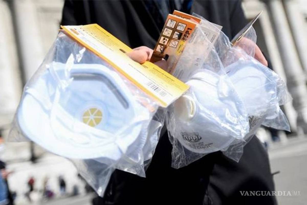 Mascarillas llegan a costar más de 20 mil pesos por coronavirus