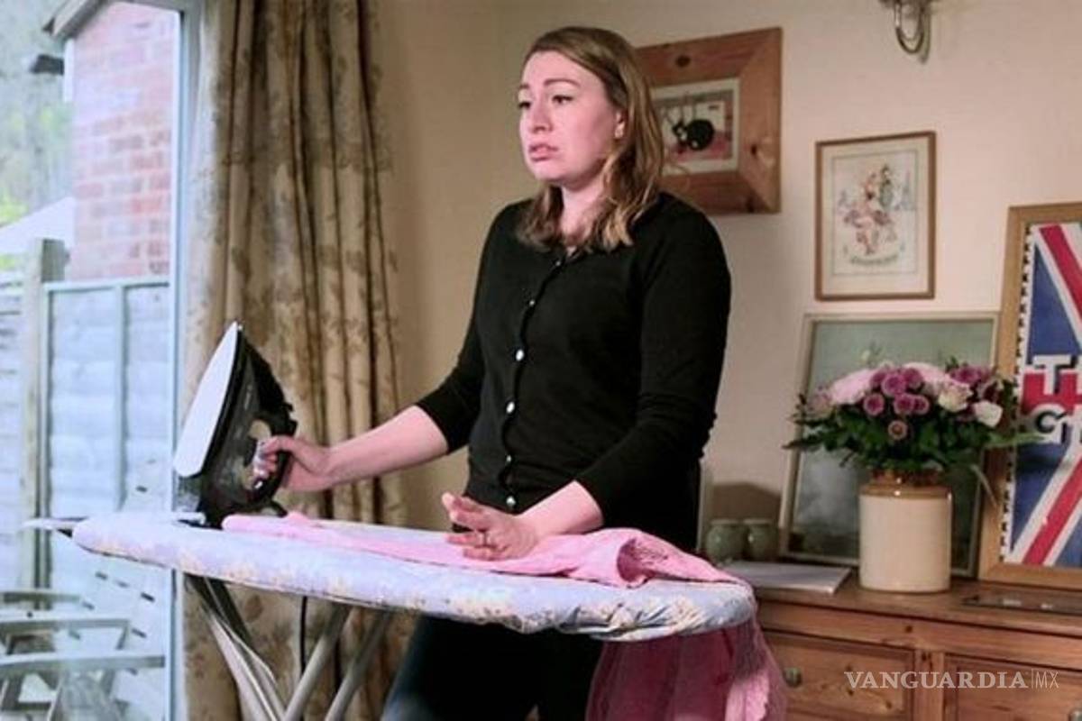 Un matrimonio feliz se logra poniendo "a tu esposo por delante", asegura el movimiento #TradWives