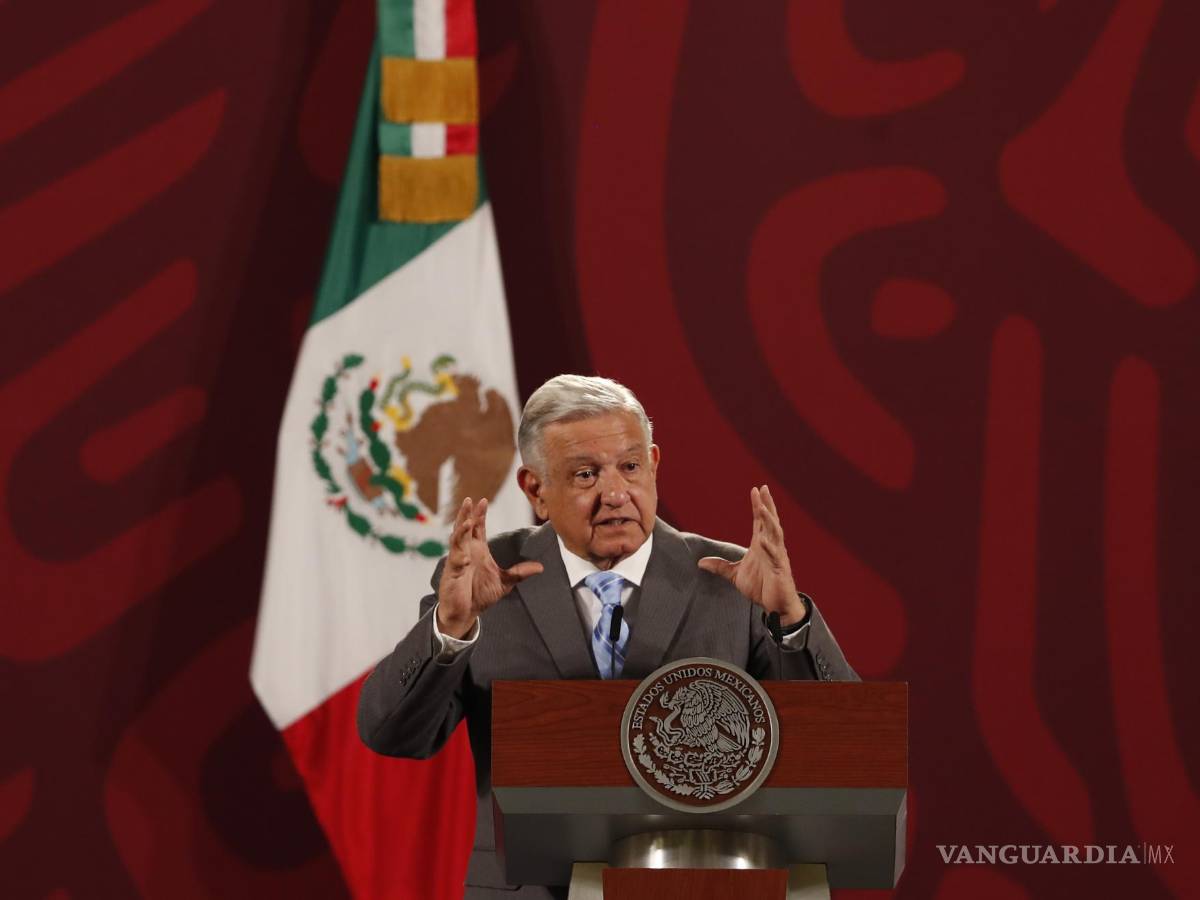 $!MEl presidente de México, Andrés Manuel López Obrador, habla durante una conferencia de prensa en el Palacio Nacional, en Ciudad de México (México).