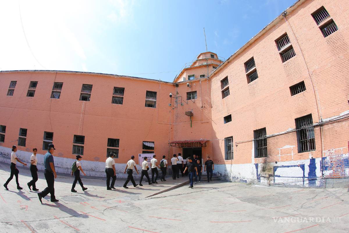 Arrancan visitas al público en general, al Penal del Topo