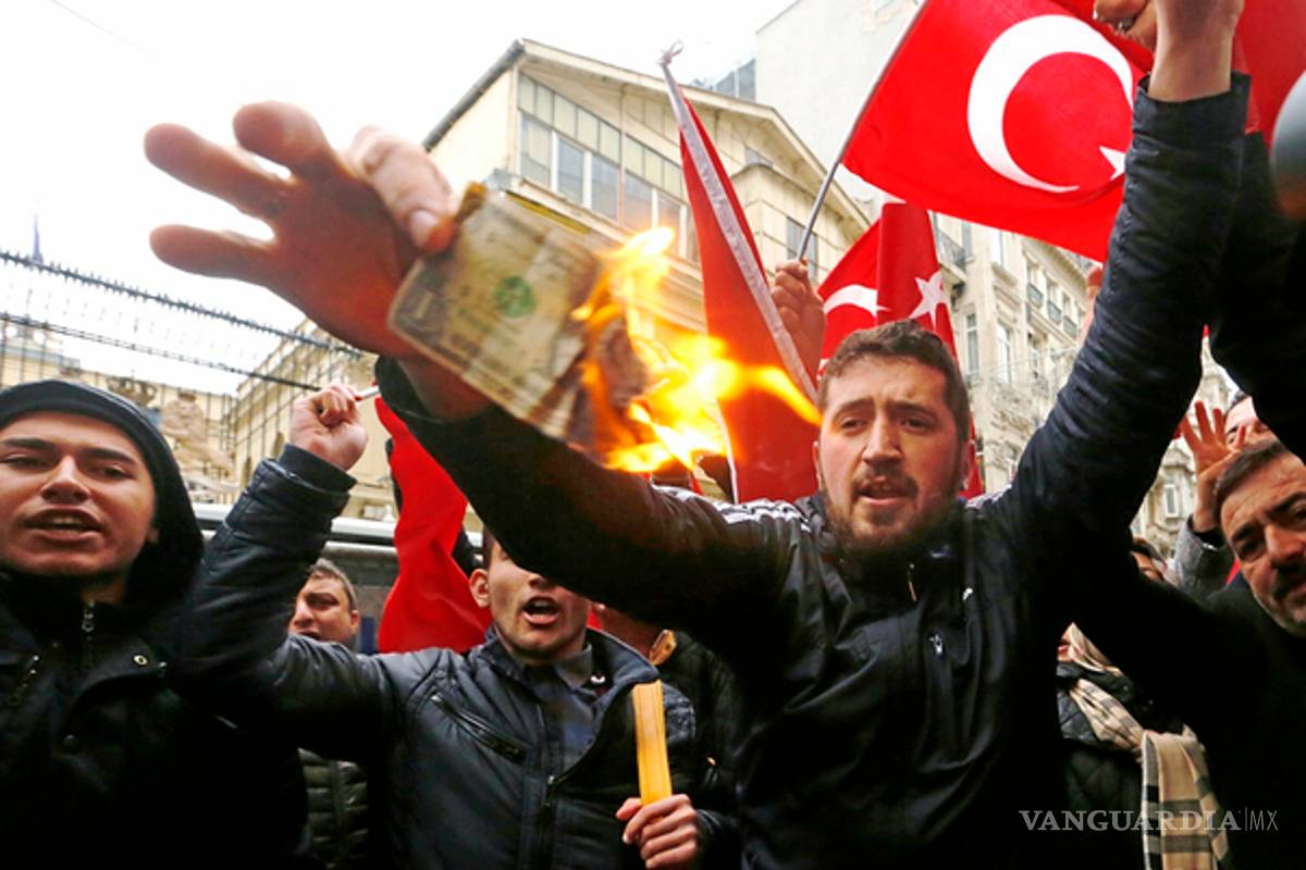 Fuerte tensión entre Turquía y Holanda por trato a ministra