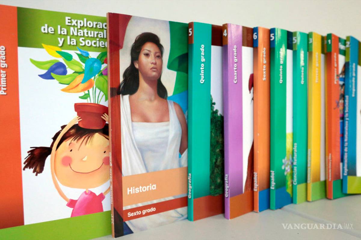 Padres de familia de Nuevo León tramitan amparo contra libros con contenido sexual