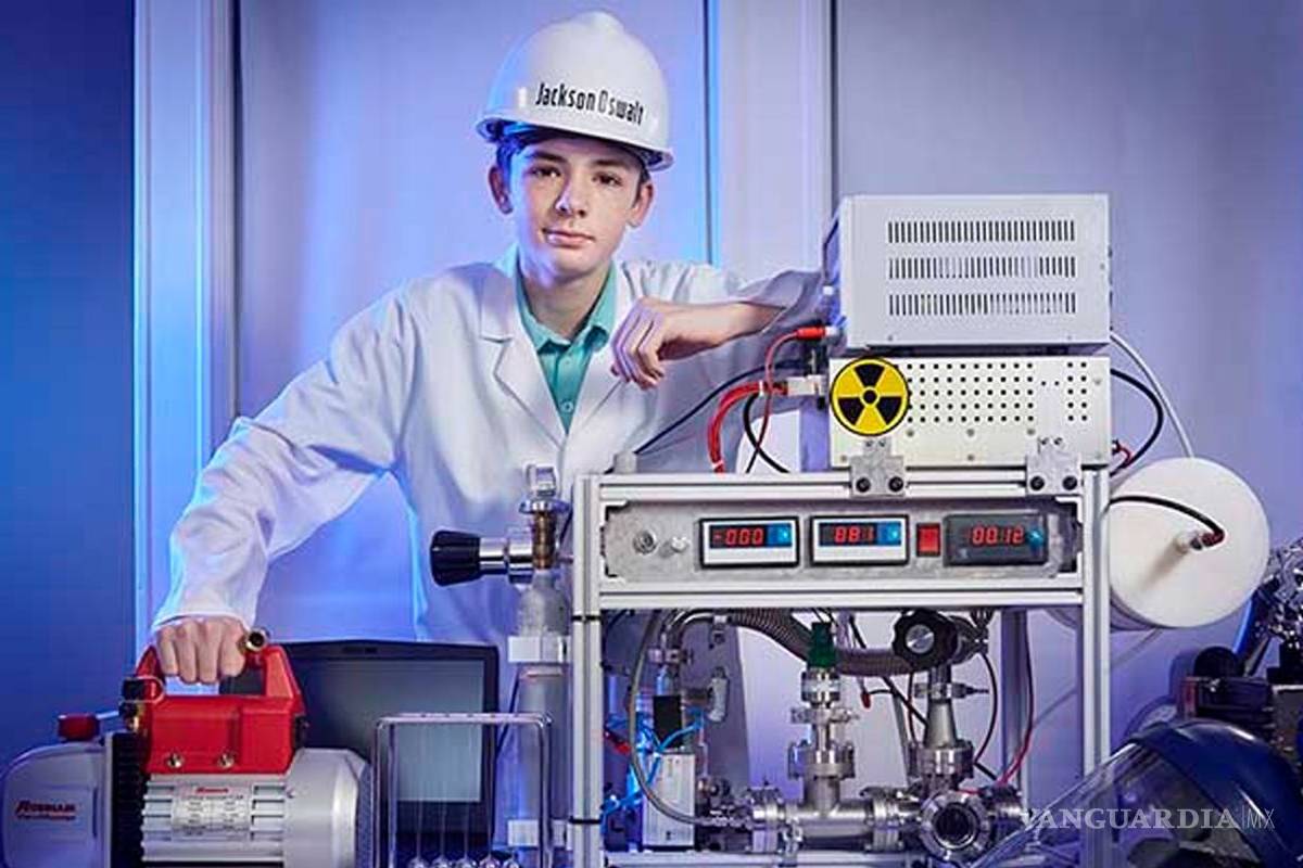 Jackson Oswalt, el niño de 12 años que construyó... ¡un reactor nuclear!